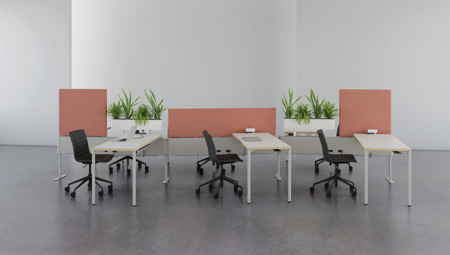 sEdisonJr_011_RiserDeskConfig-03